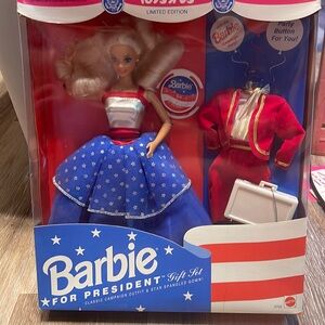 - - NRFB - Rare Barbie For President- Recalled for Using Presidential Seal…
